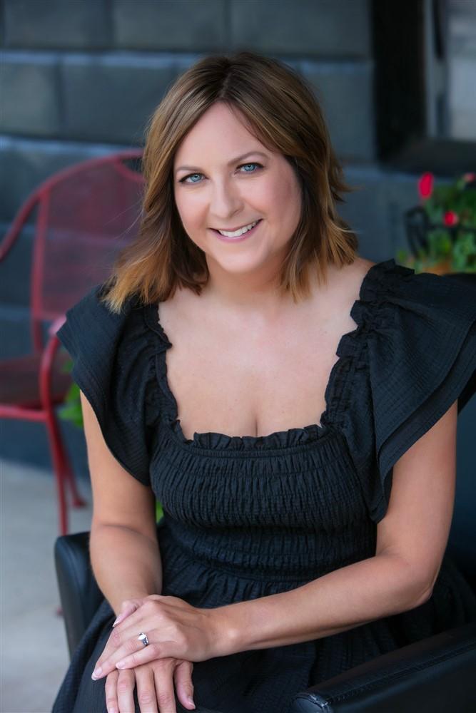 Tara Williams, Chic Luxury Homes